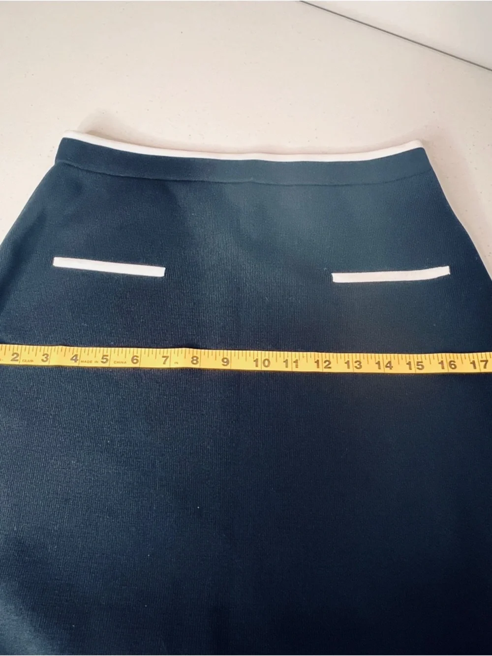 Sincerely Jules Black Knit Mini Skirt with White Trim Career Wear Womens Size L - Picture 7 of 8